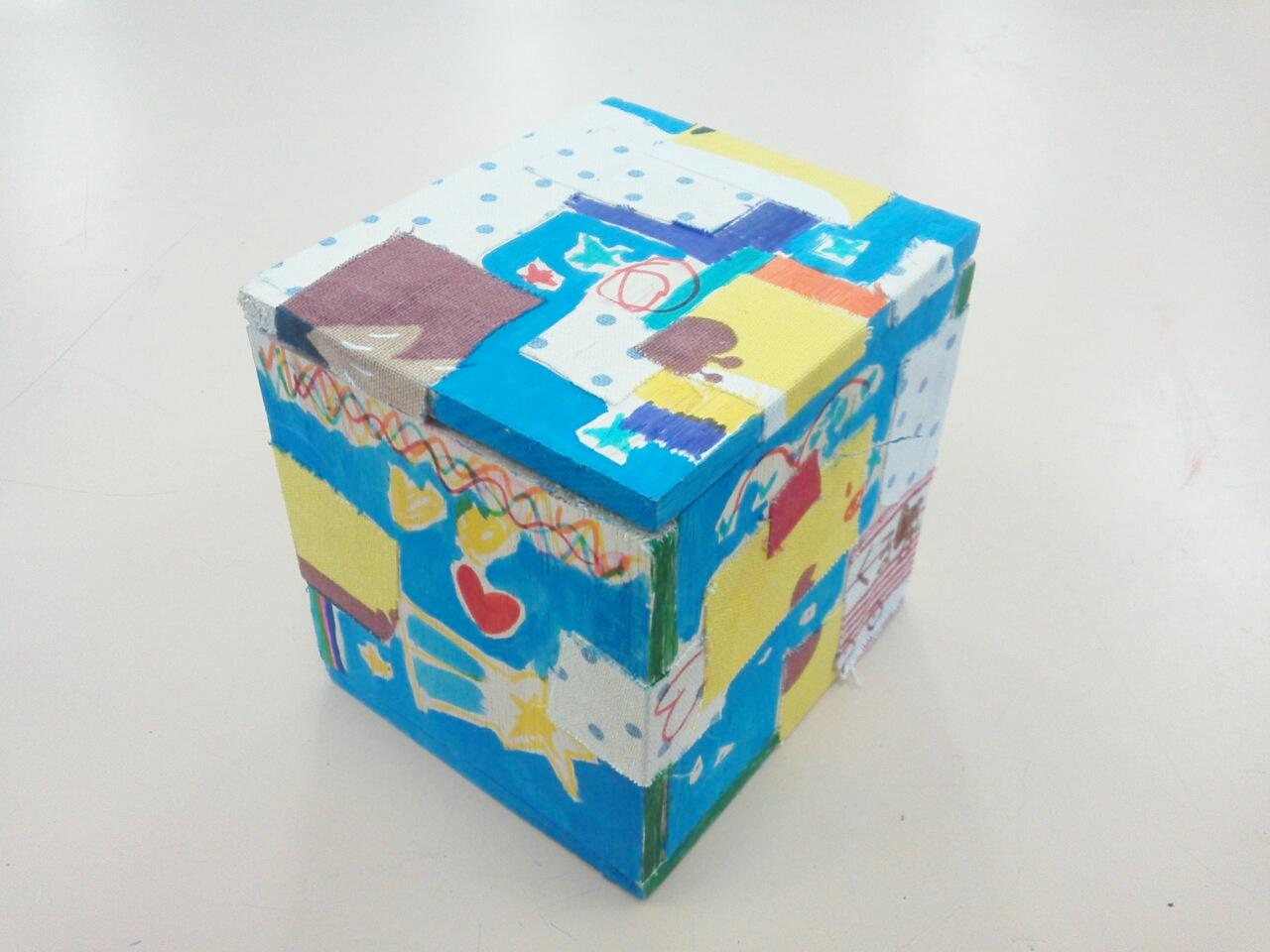 ノコギリギコギコ木箱