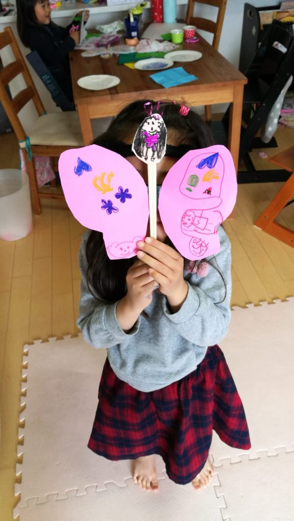 はねがうごく！スポンジちょうちょ