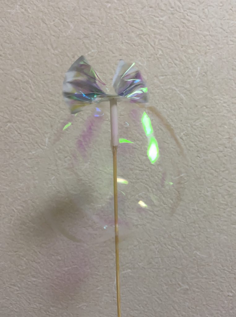 リボンつきのシャボン玉