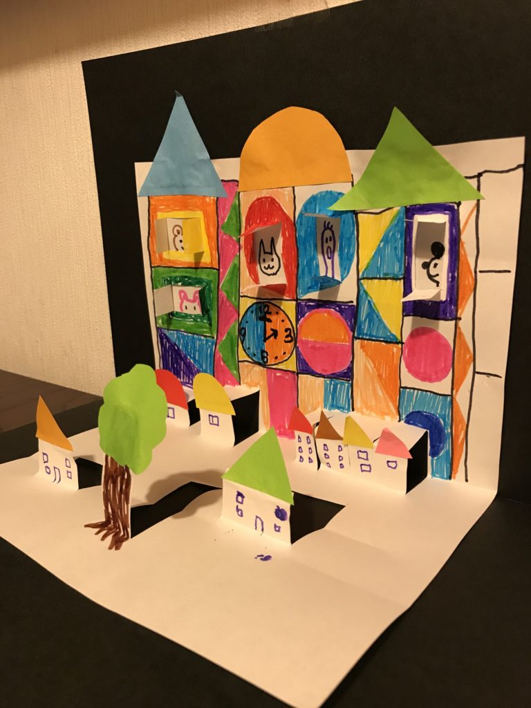 紙で作る不思議な街