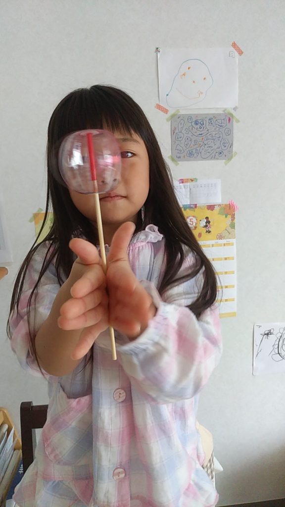 小さなシャボン玉