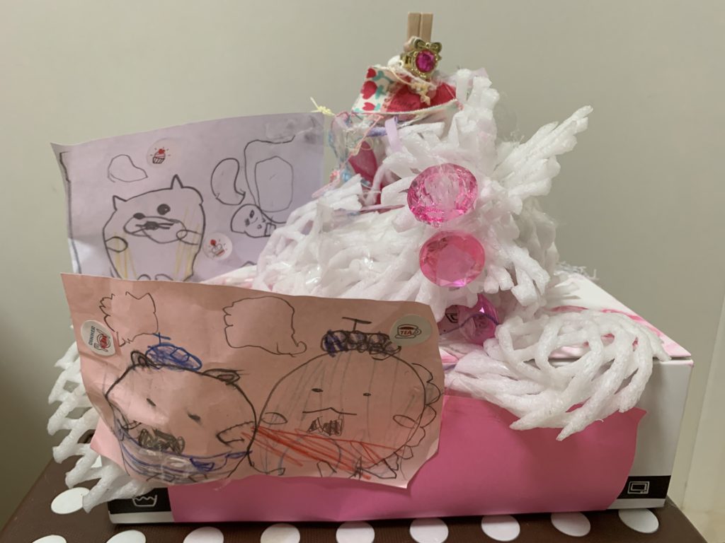 すみっこのピンクのクリスタル塔