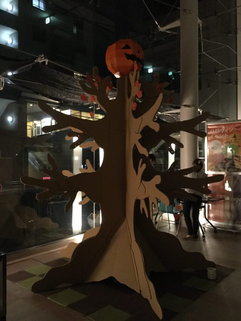 ハロウィンのツリー
