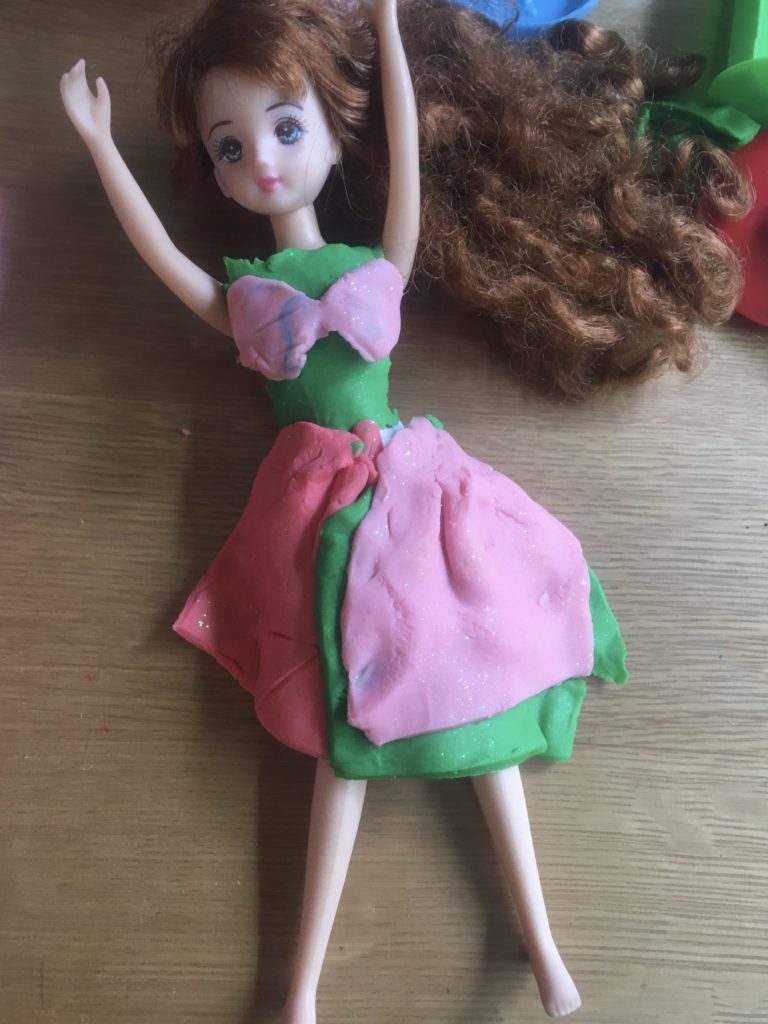 おねんどドレス