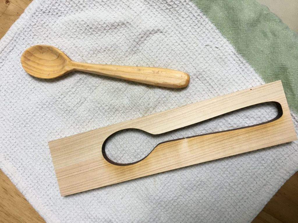 手作り　木のスプーン