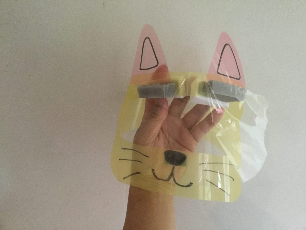 美術でフェイスシールド