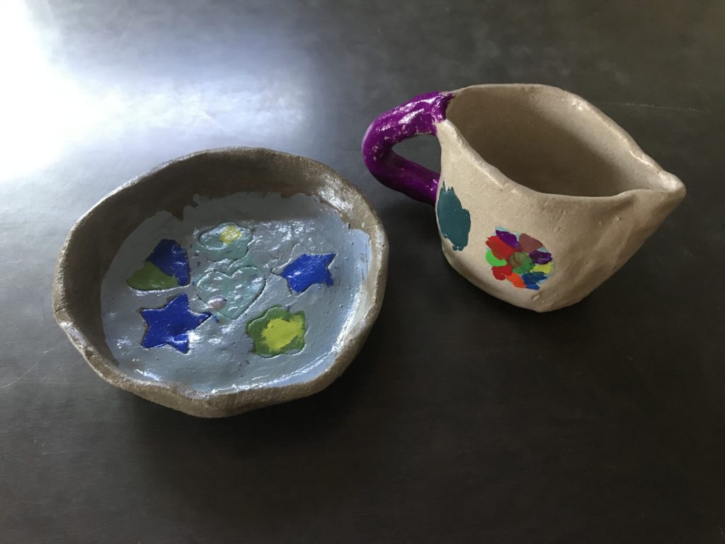陶芸でマグカップとお皿