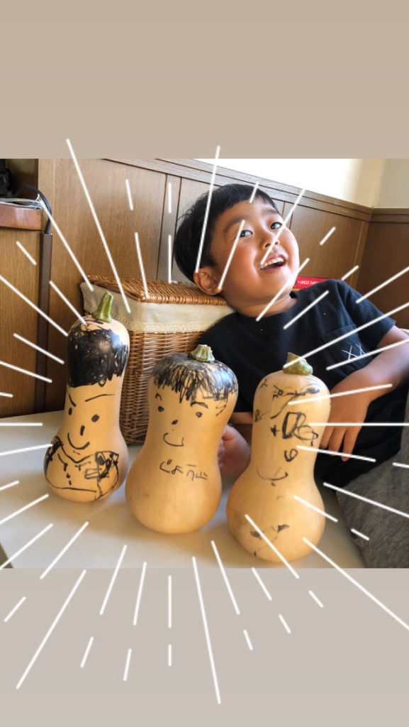 ピーナツかぼちゃにお絵描き🎶