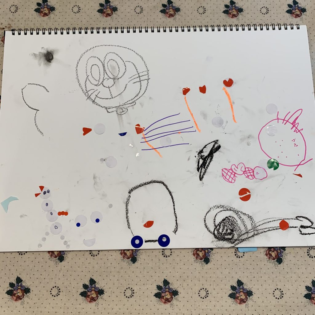 丸シールであそんだよ！