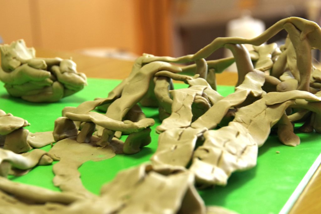 高速道路(油粘土)