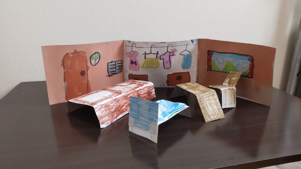 お人形さんのかわいいおうち