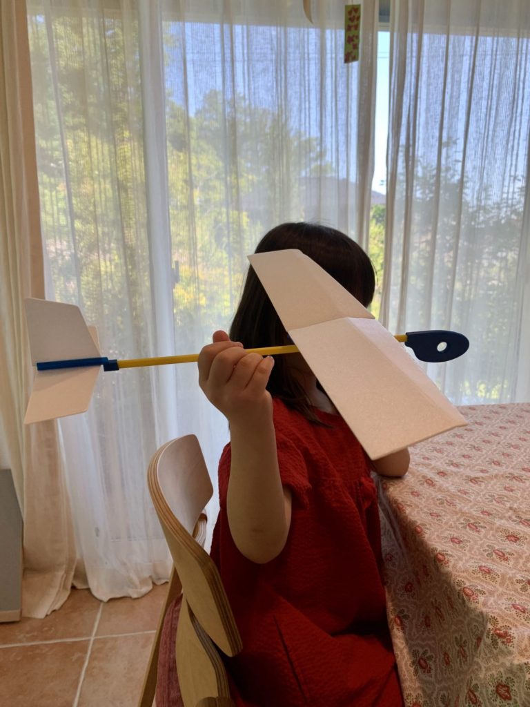 お父さんと工作したよ