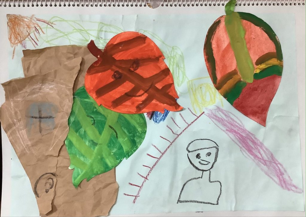 秋色葉っぱの木