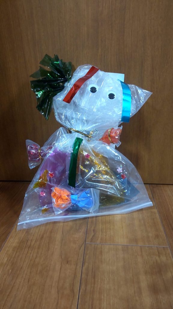 ひとがたてるてるぼうず