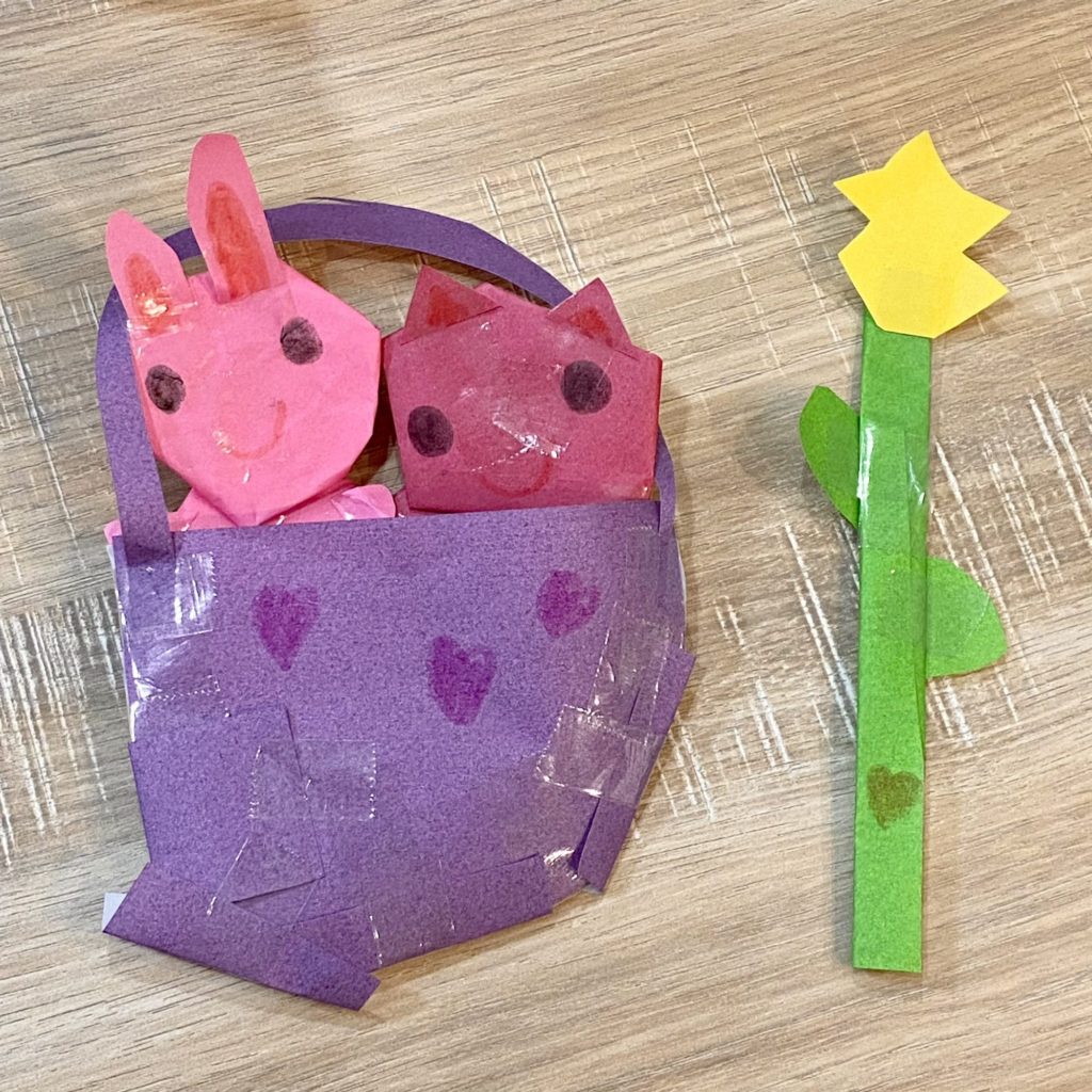 バッグと動物とステッキ