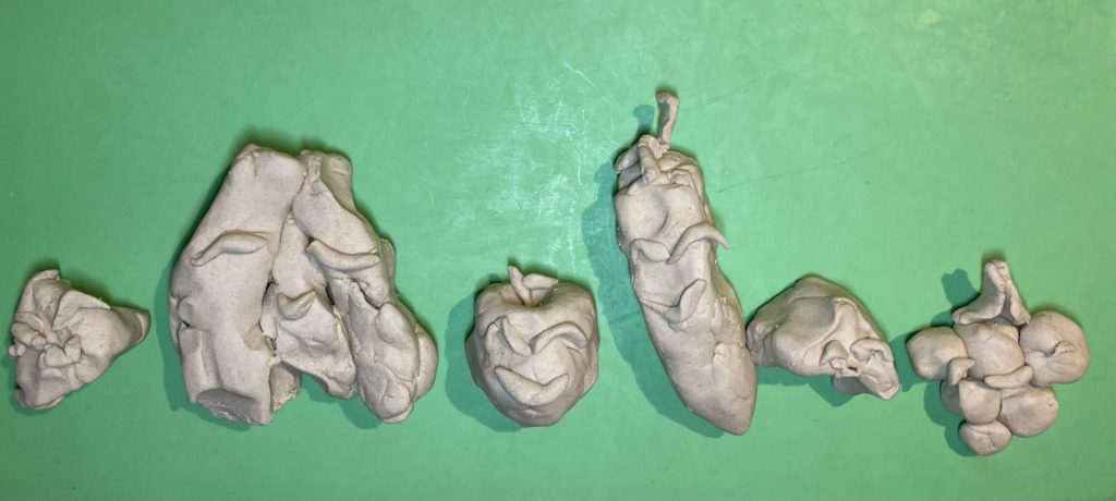 フルーツたちがあそんでる