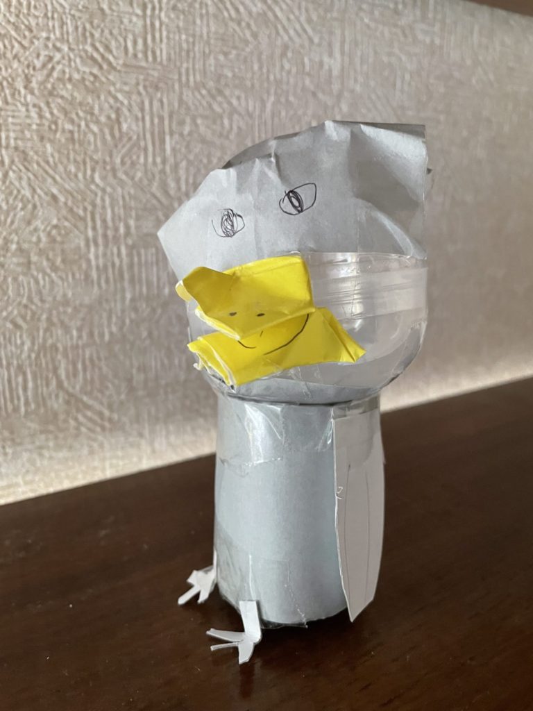 ハシビロコウのお人形