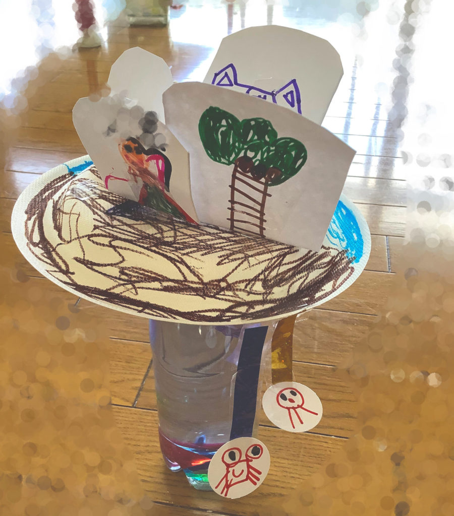 遊んでる自分もいるし、ヤシの木があるよ。