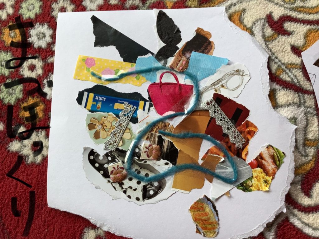 カラフルな松ぼっくりとどんぐり