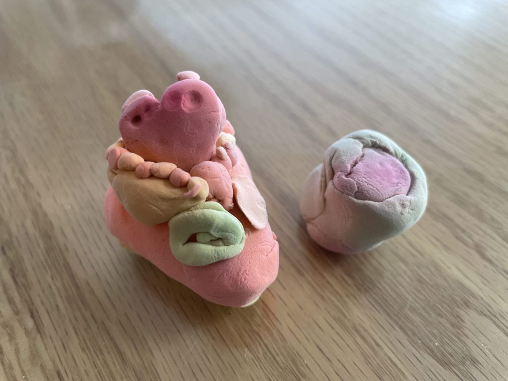 ケーキとカップが当たったよ！