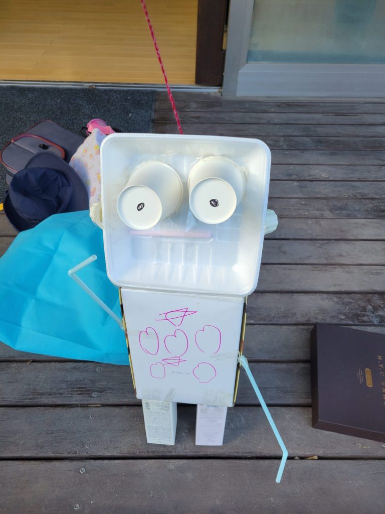 お散歩はいざいロボット