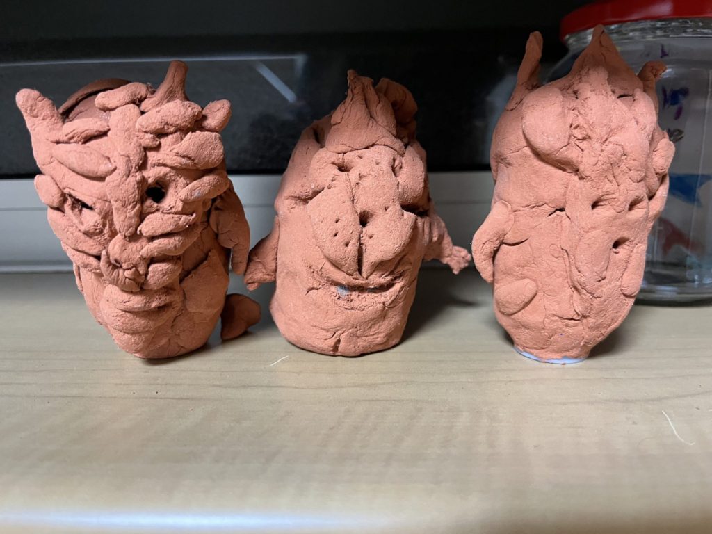 火の精森の精水の精