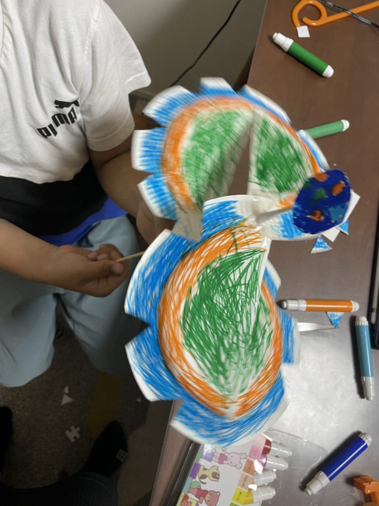 カラフルなミドリ