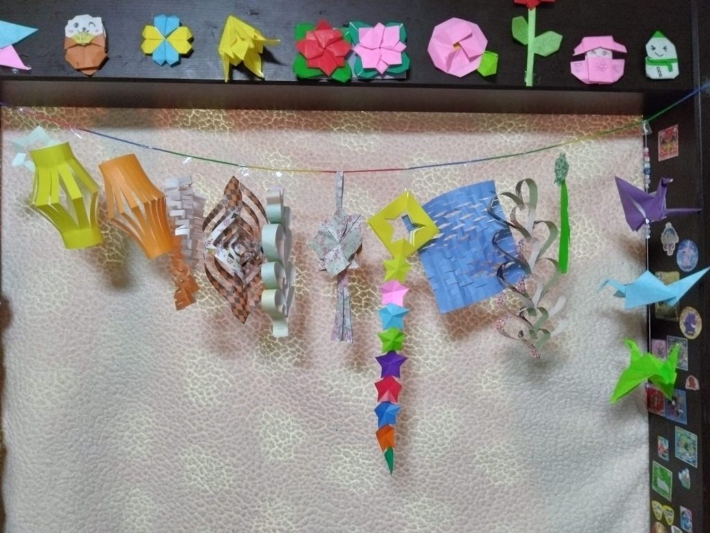 七夕飾りいっぱい