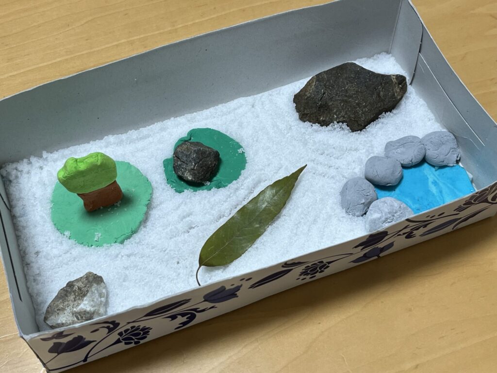 ひらひらはっぱが1枚