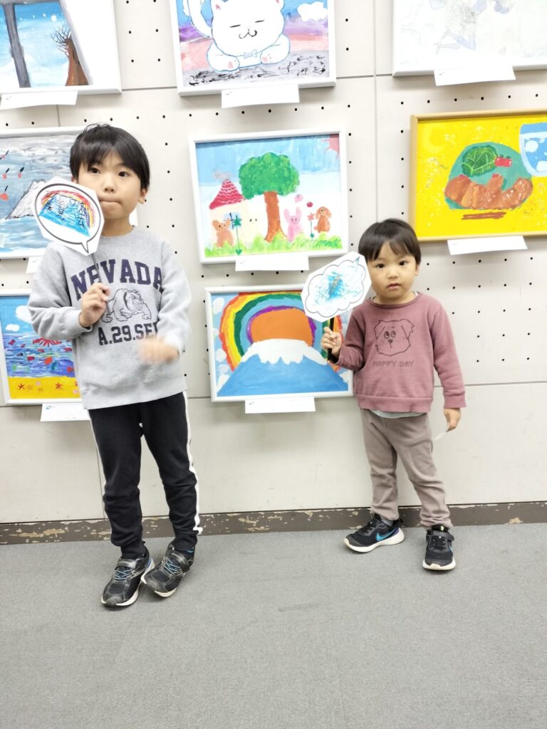 展覧会にきたよ