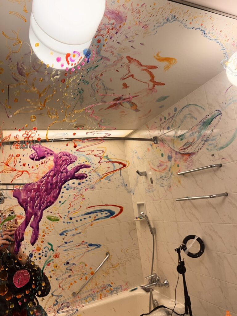 お風呂の中が　水族館🐠　❔❔❔