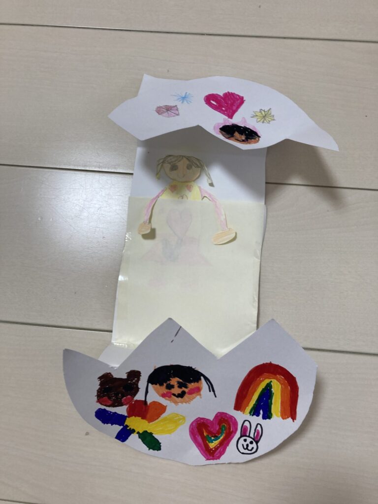 たまごの中でかくれんぼ たまごの中でかくれんぼ