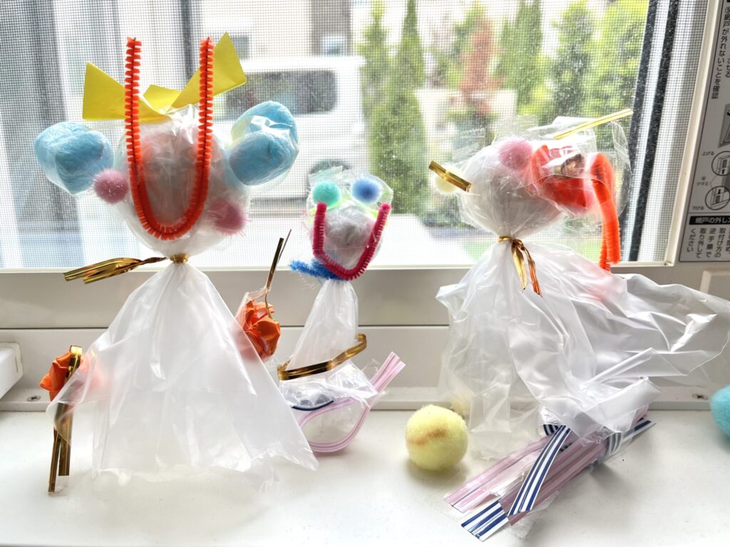 てるてる坊主の親子 てるてる坊主の親子