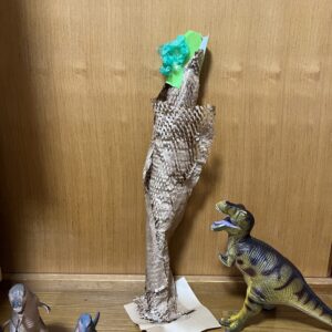 恐竜の時代の歩く木🌴