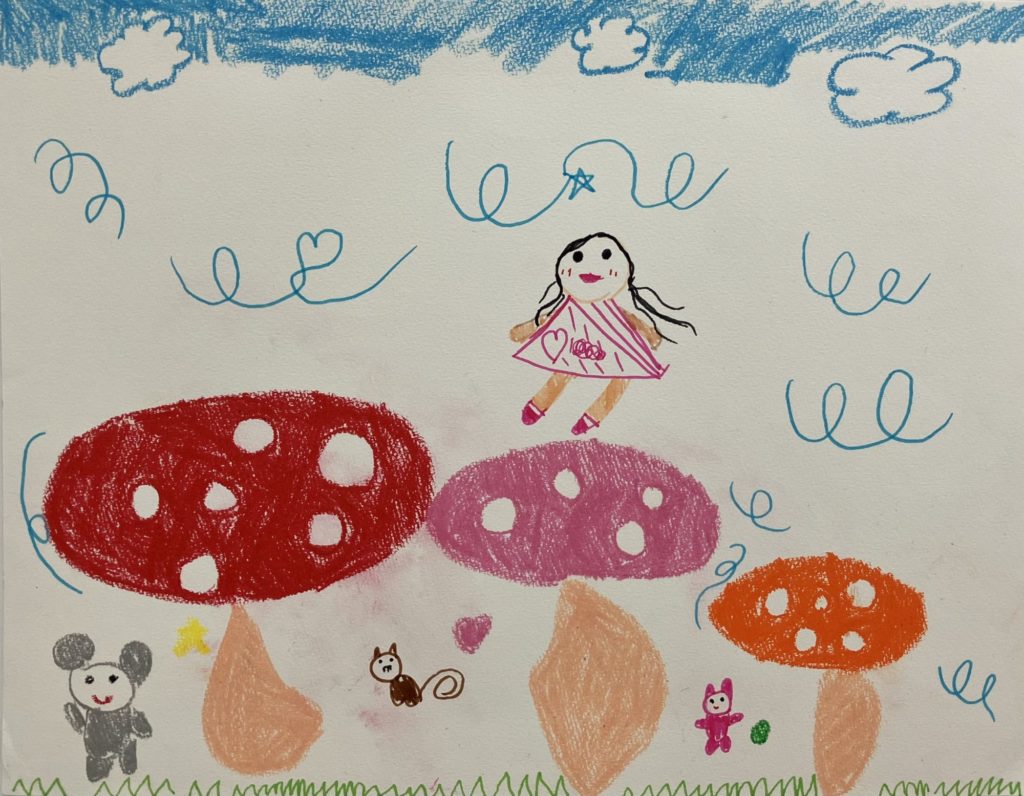 きのこをトランポリンにしている女の子