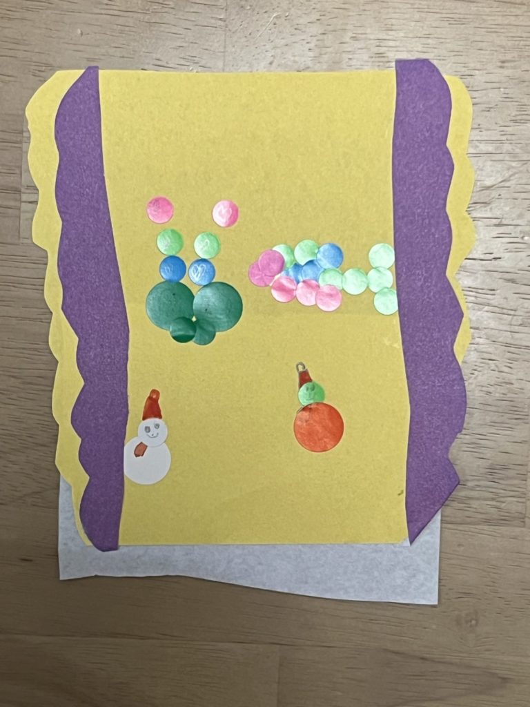 ちょうちょとゆきだるまとぶどう