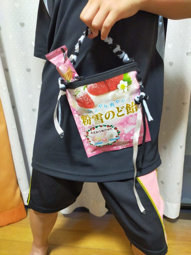 いちごキャンディポーチ