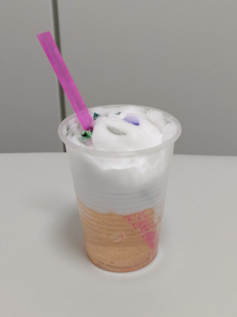 ストロベリーソーダ