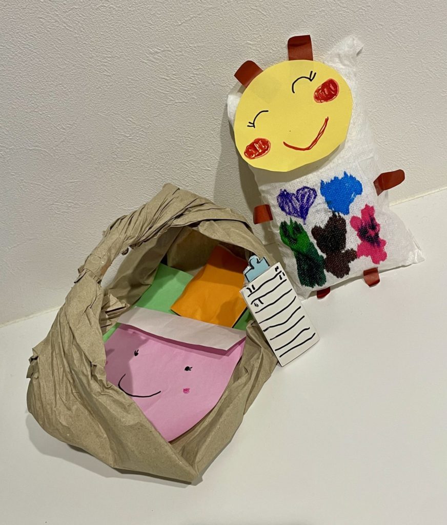 ゆりかごの中のふわふわだっこちゃん