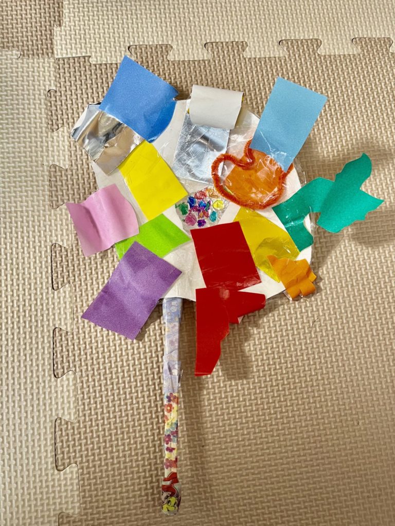 花火と見せかけた葉っぱ